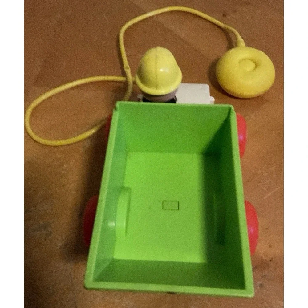 Vintage FISHER PRICE 1981‎ Airplane And 1970s Jiffy Dump Truck  Pull Toys,